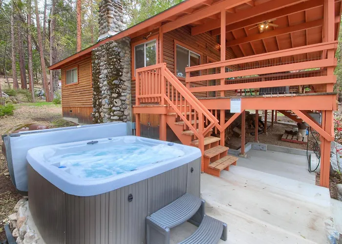 Acorn Alley Inside Yosemite - Dog Friendly W/Hot Tub, Fire Pit, Ev Charger