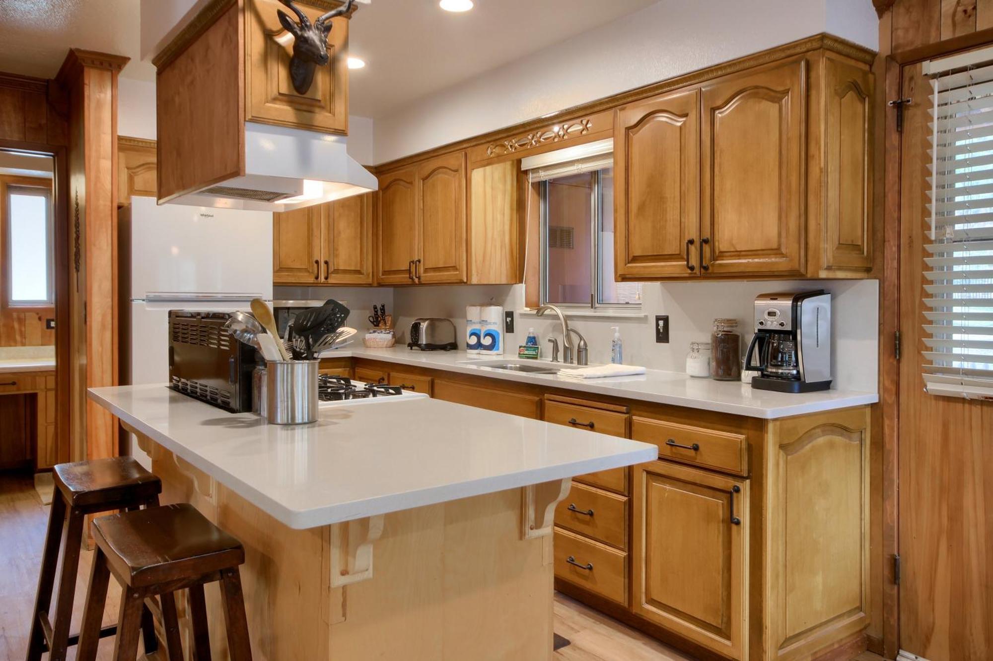 Acorn Alley Inside Yosemite - Dog Friendly W/hot Tub, Fire Pit, Ev Charger Hébergement de vacances