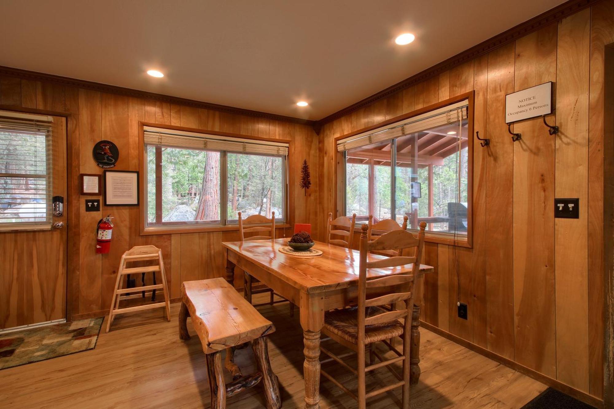Acorn Alley Inside Yosemite - Dog Friendly W/hot Tub, Fire Pit, Ev Charger Hébergement de vacances North Wawona